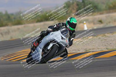 media/Sep-30-2023-SoCal Trackdays (Sat) [[636657bffb]]/Turn 4 (945am)/